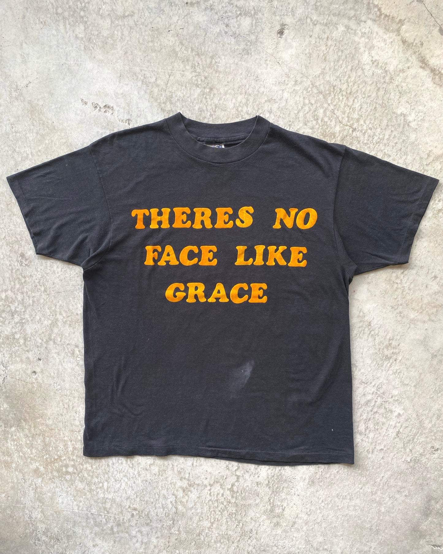 1980S 'THERE'S NO FACE LIKE GRACE' HANES BEEFY TEE (L)