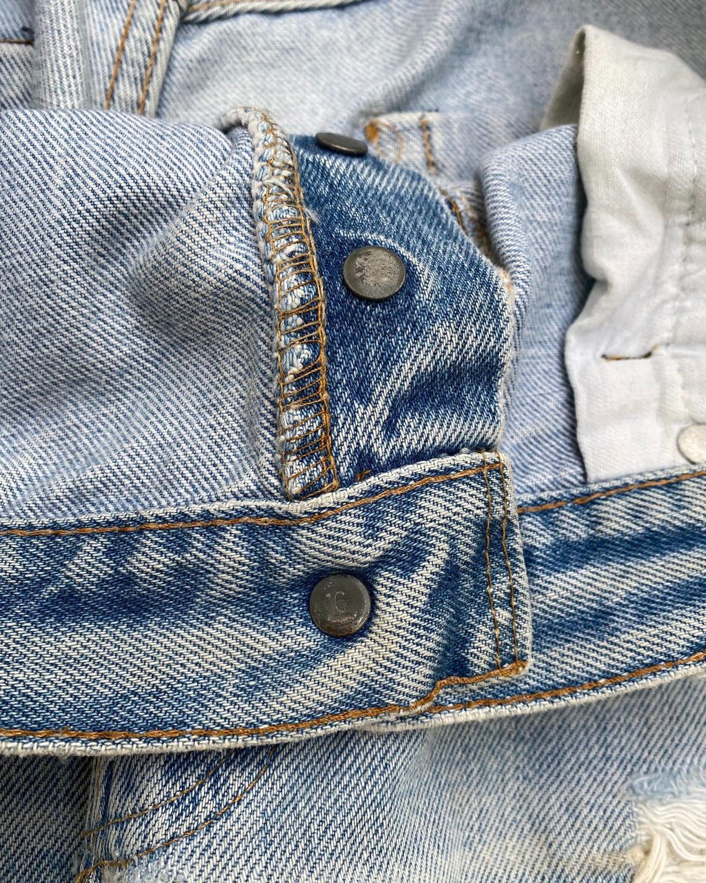 1970s Levi’s Faded 501 Distress Selvedge Jeans