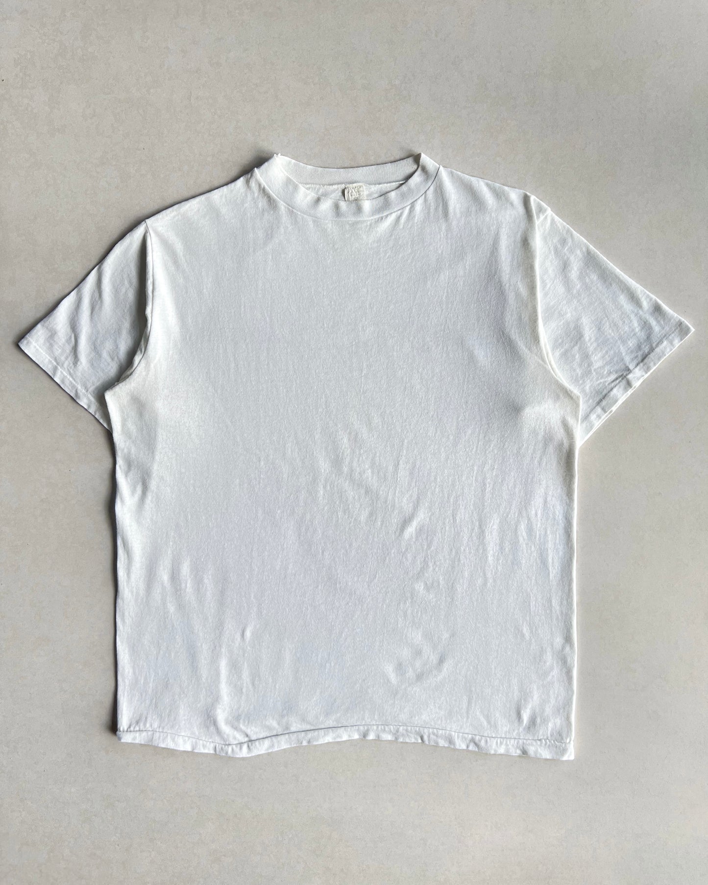 1980S WHITE BLANK SINGLE STITCH TEE (XL)