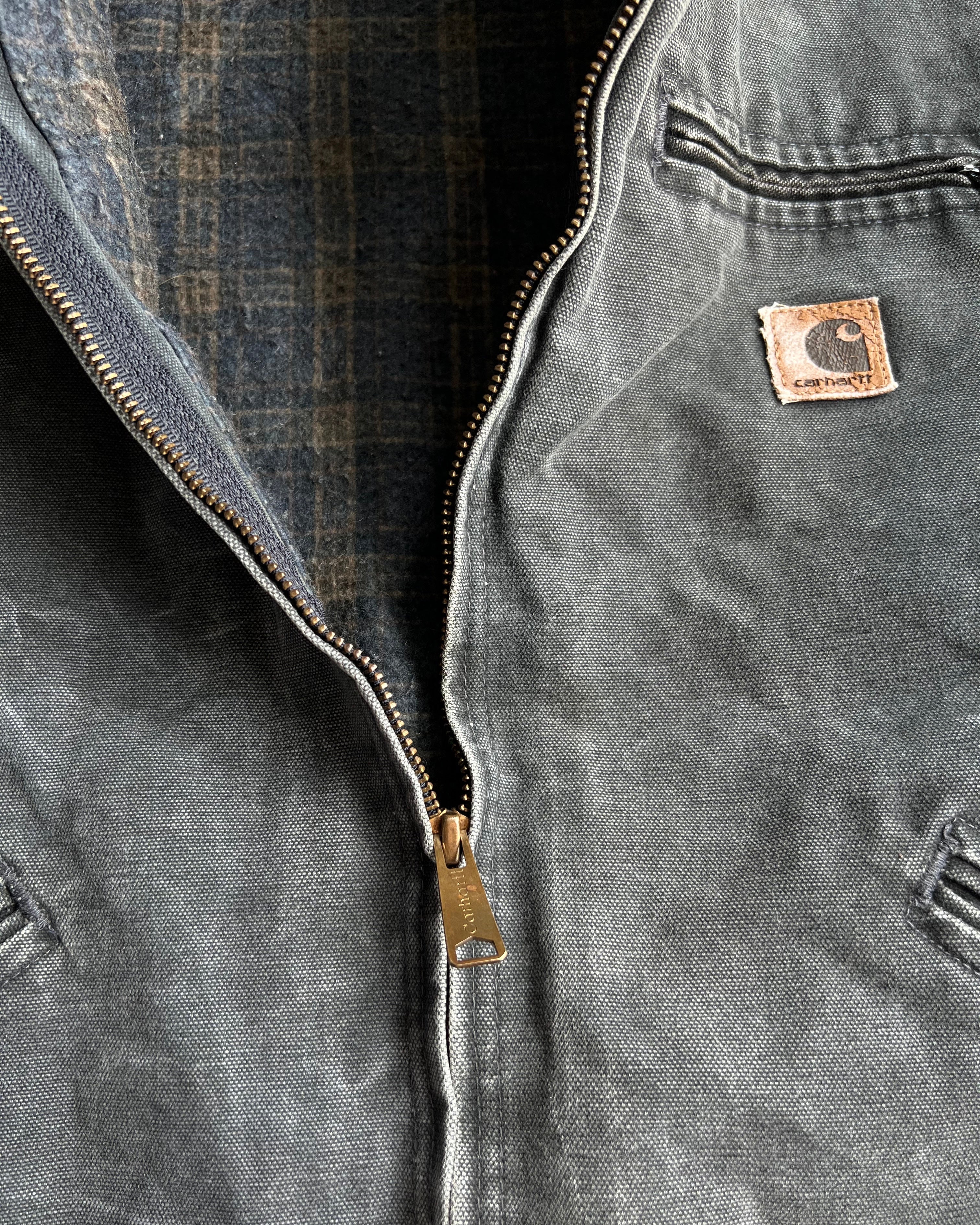 1990S FADED GREY CARHARTT DETROIT WORK JACKET (XL)