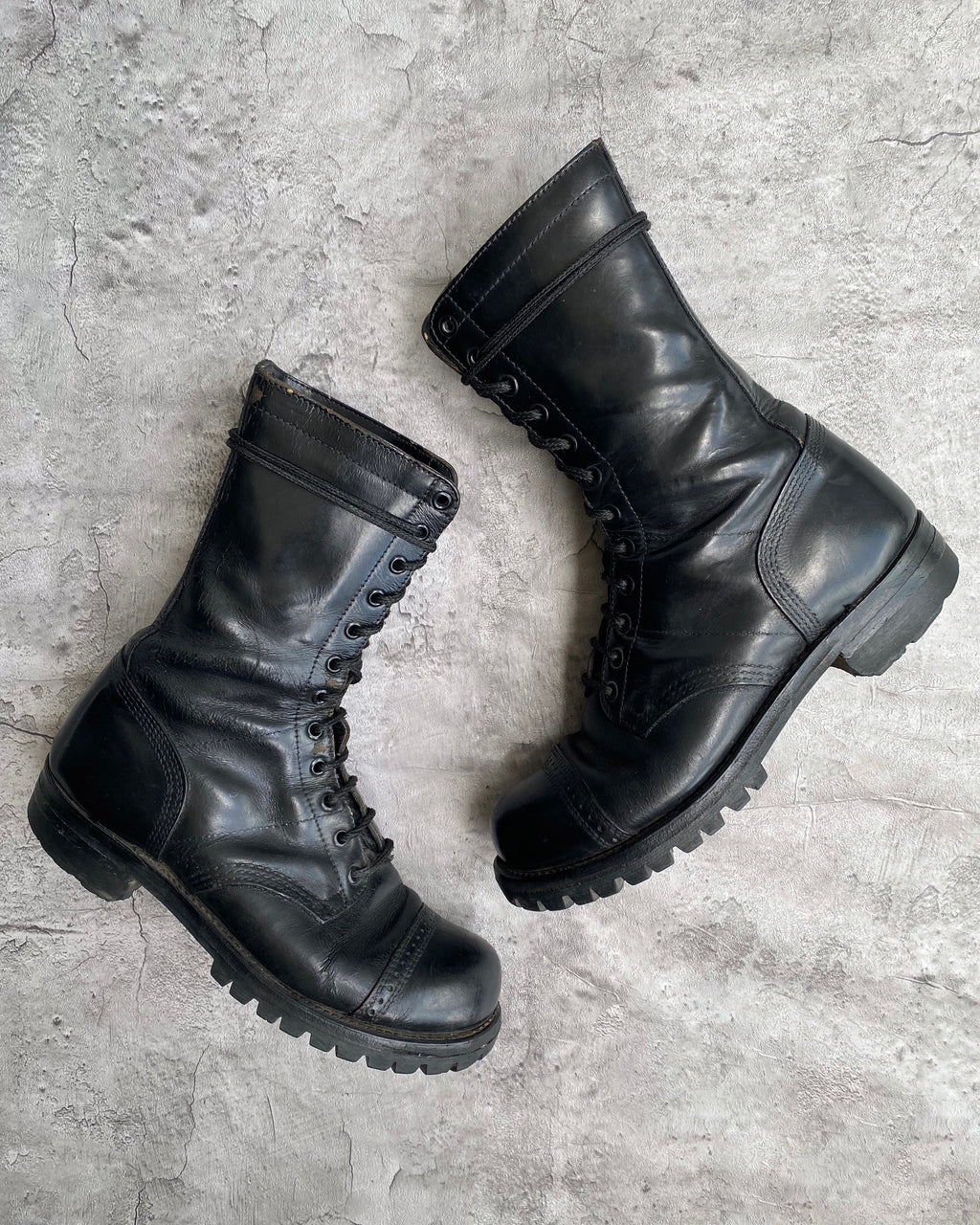 1980S US ARMY PARATROOPER VIBRAM SOLE BOOTS (8.5)