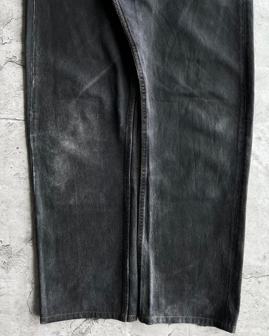 1990S WAXED BLACK LEVI'S 501 JEANS (33X32)
