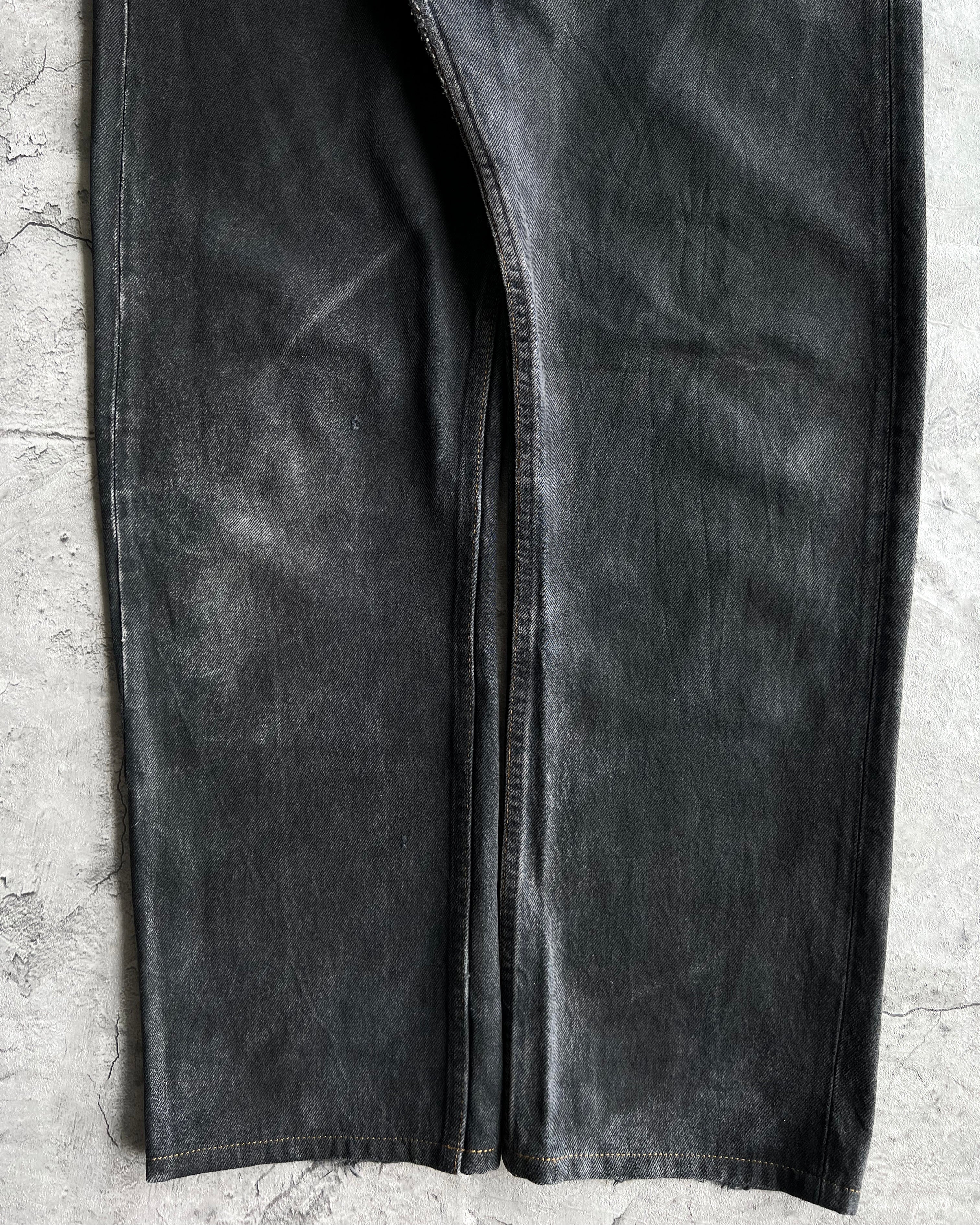 1990S WAXED BLACK LEVI'S 501 JEANS (33X32)