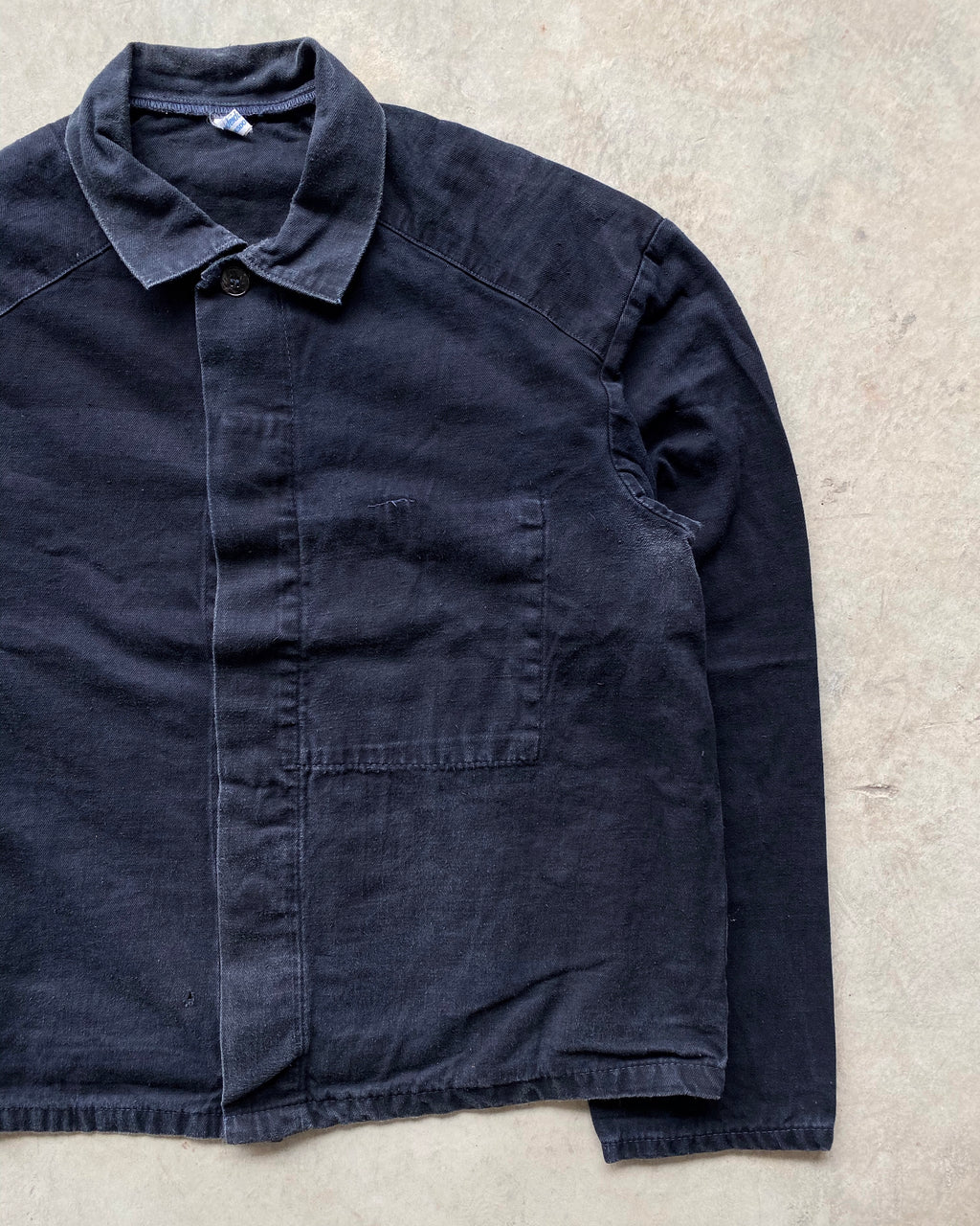 1960S FADED BLACK GERMAN WORKWEAR JACKET (M/L)