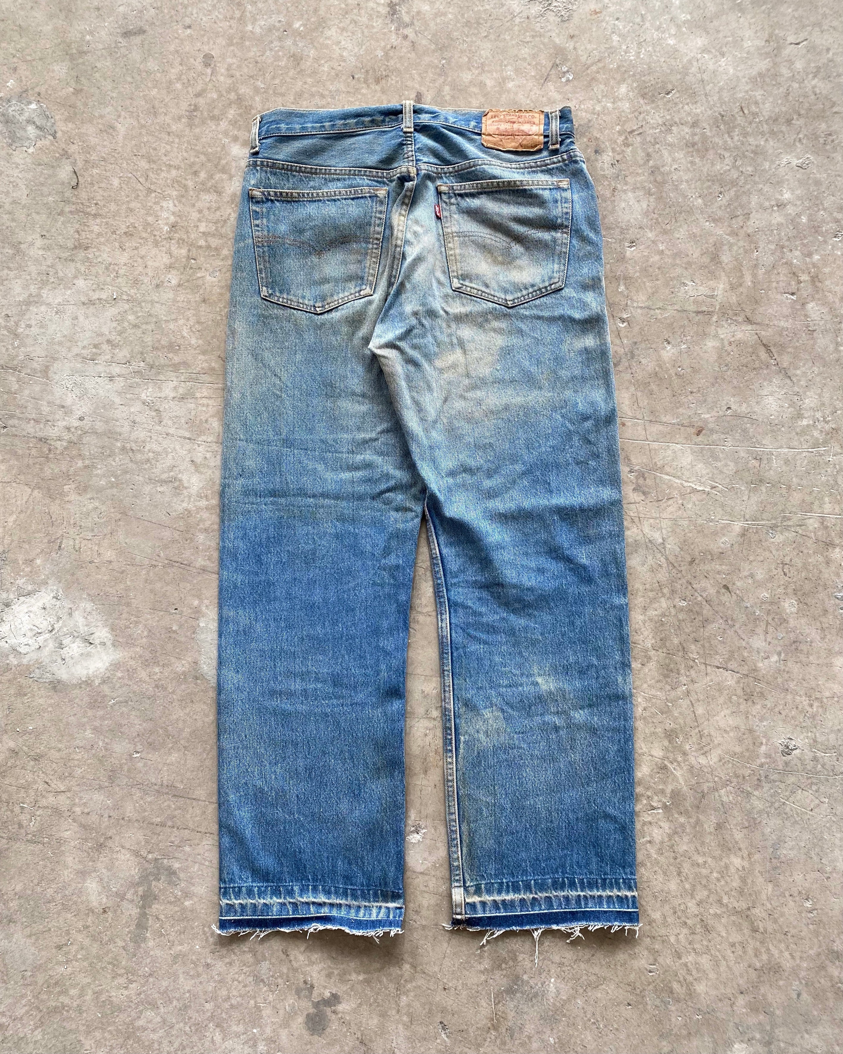 1990S FADED WASH LEVI'S 501 RELEASED HEM JEANS (34X36)