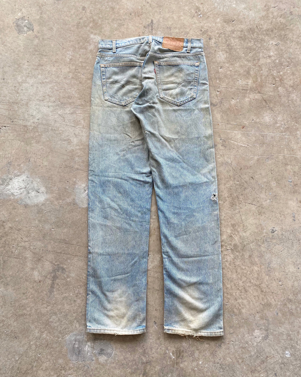 1970S MUD WASHED LEVI'S 505 JEANS (33X32)