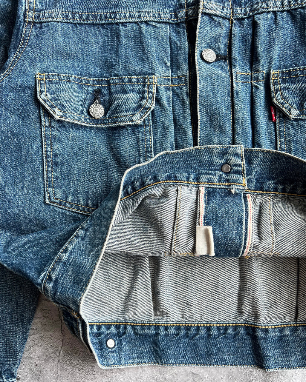 1990S FADED WASHED BIG E LEVI'S TYPE II SELVEDGE DENIM JACKET (S-L)