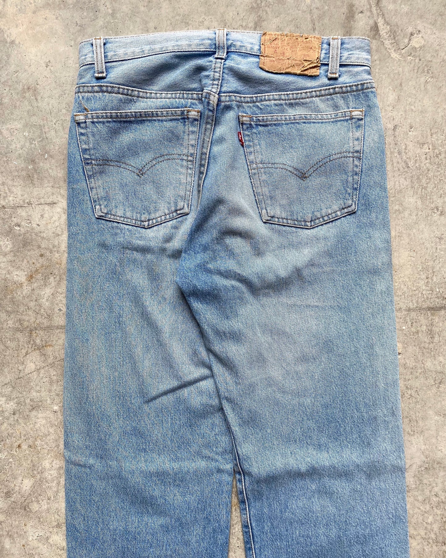 1990S FADED BLUE LEVI'S 501 RELEASE HEM JEANS (30X36)