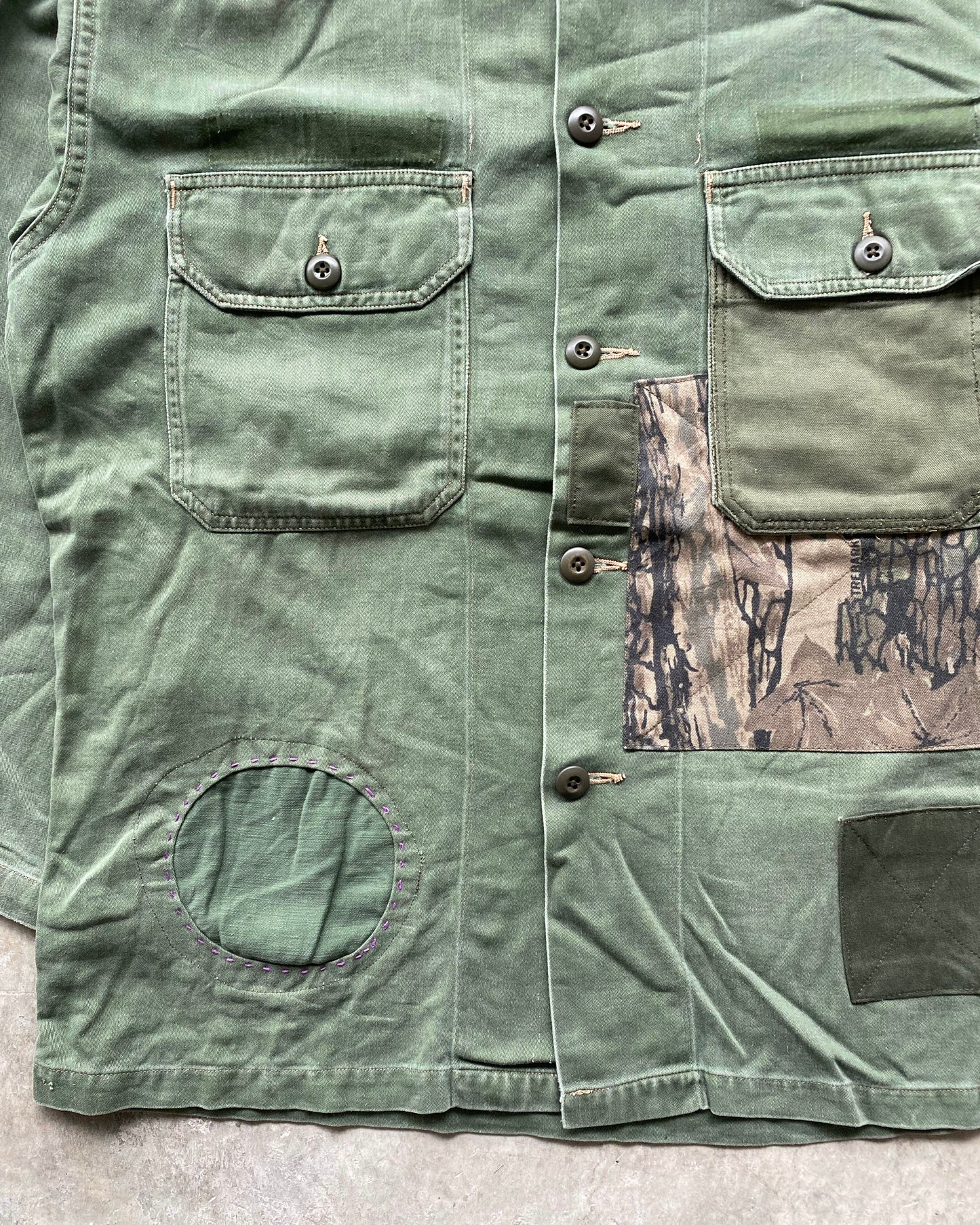 1960S PATCHED/REPAIRED OG-107 US ARMY SHIRT (L-XXL)