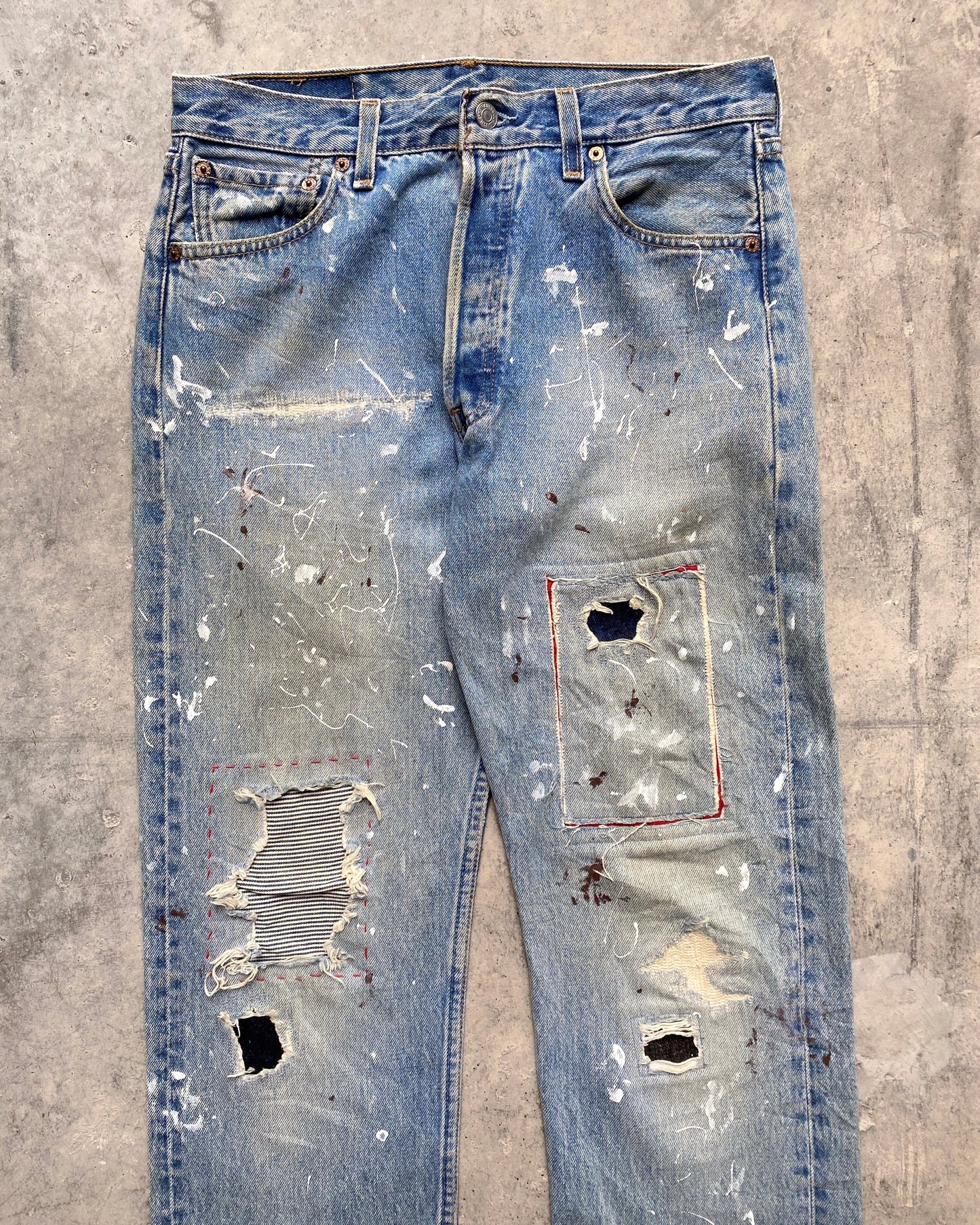 1990S PAINTED/REPAIRED LEVI'S 501 JEANS SIZE (30X34)