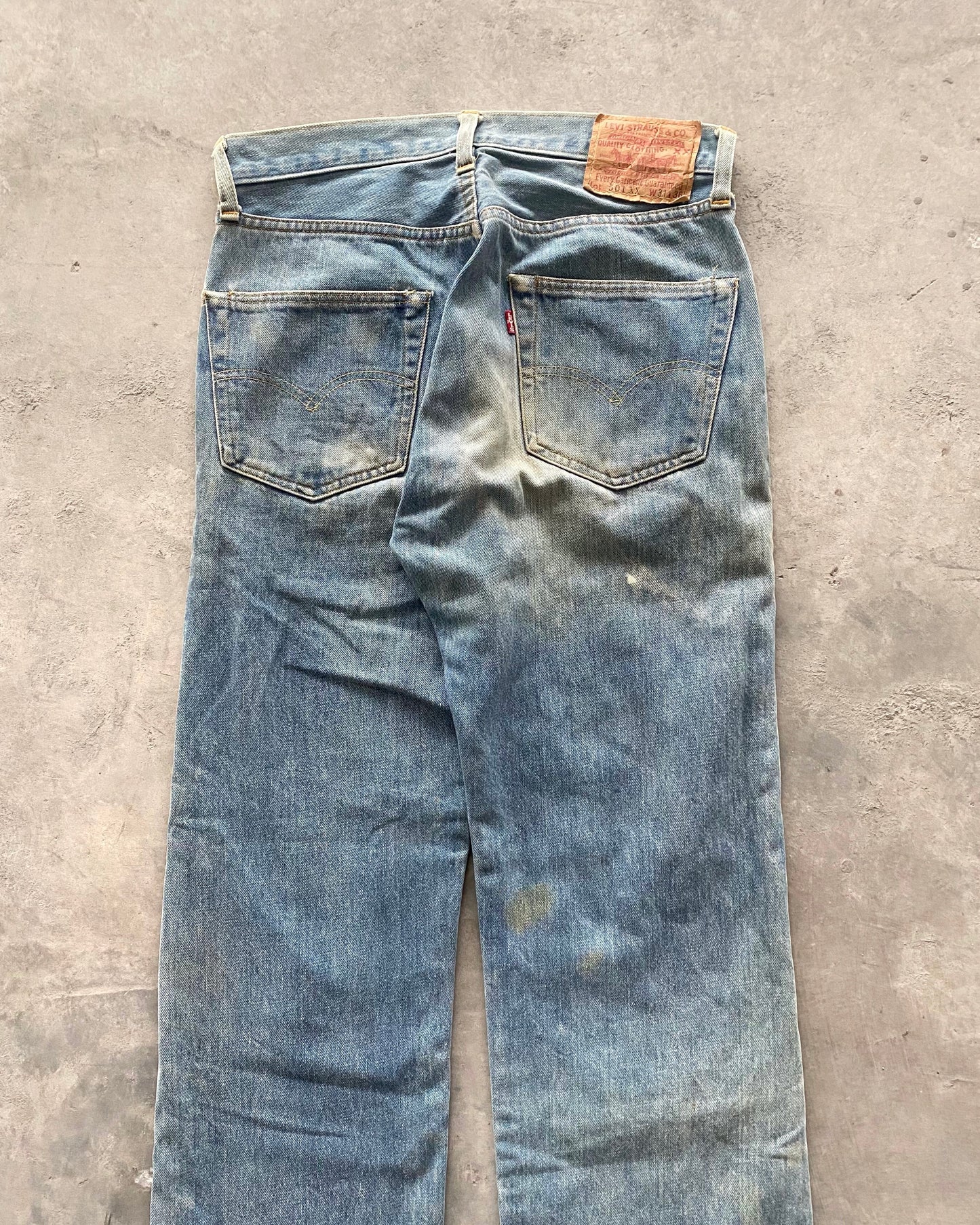 1990S LEVI'S 501 REPAIRED SELVEDGE JEANS SIZE (31X36)