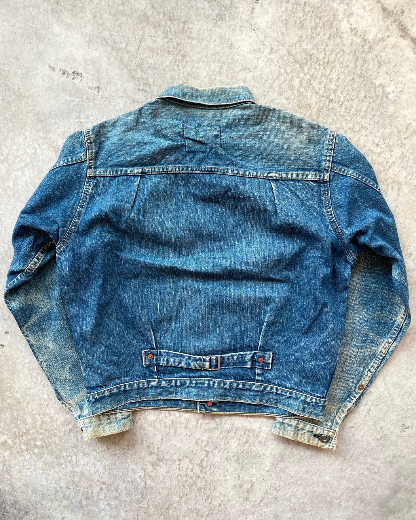 1990S FADED BIG E LEVI'S TYPE I DENIM JACKET (S-L)