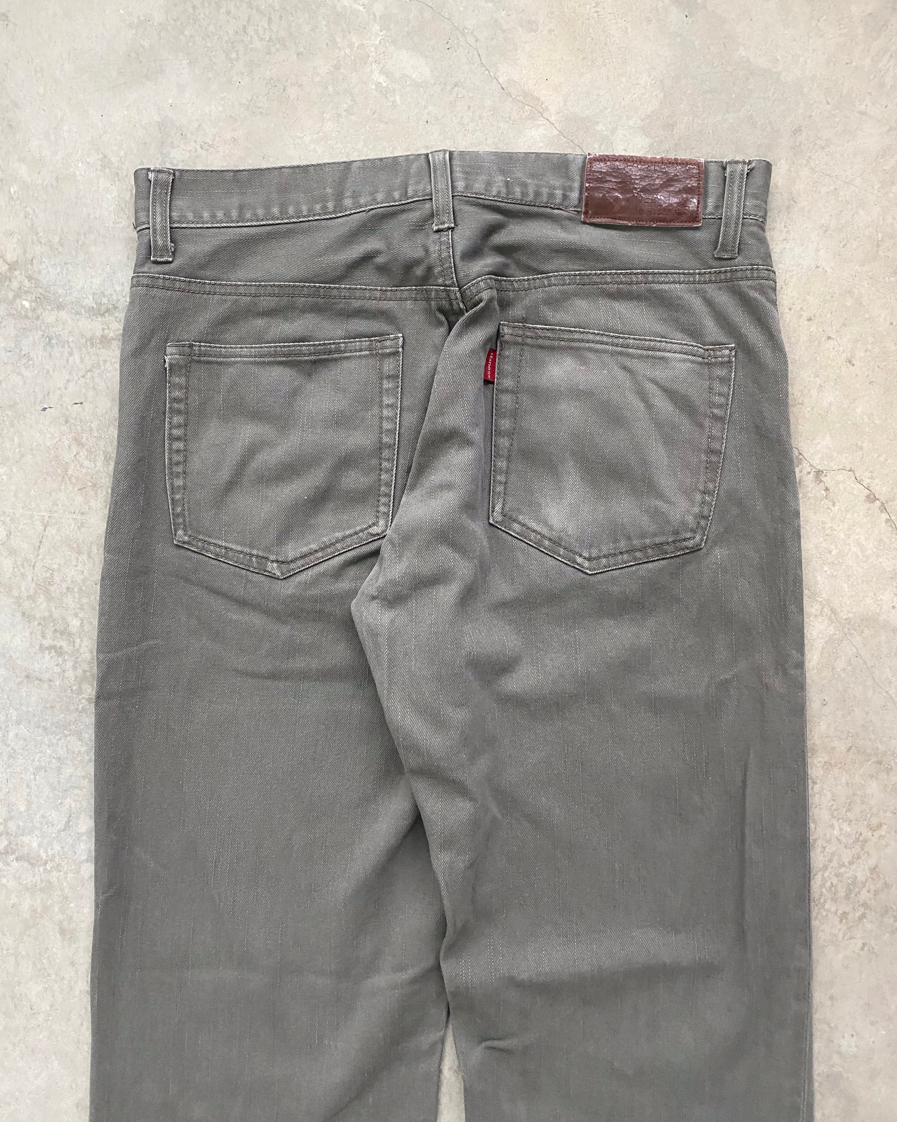 2000S HANES GREY JEANS (33X30)