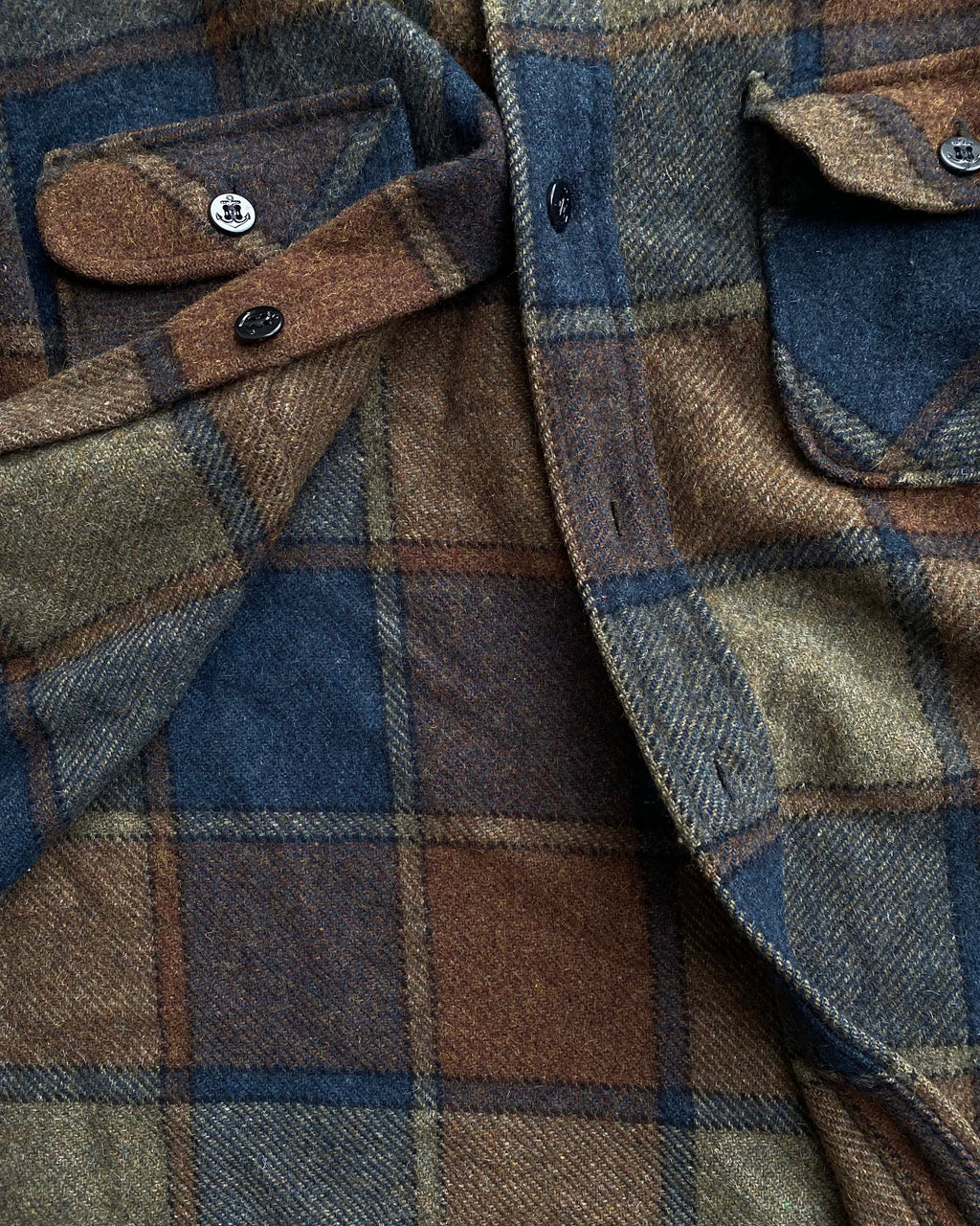 1960/1970S TOWNCRAFT PENNEYS WOOL PLAID FLANNEL (M/L)
