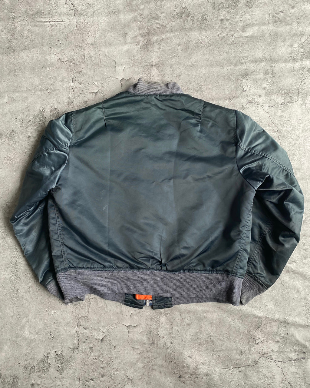 1980S TWO TONE MA-1 USAF BOMBER JACKET (L/XL)