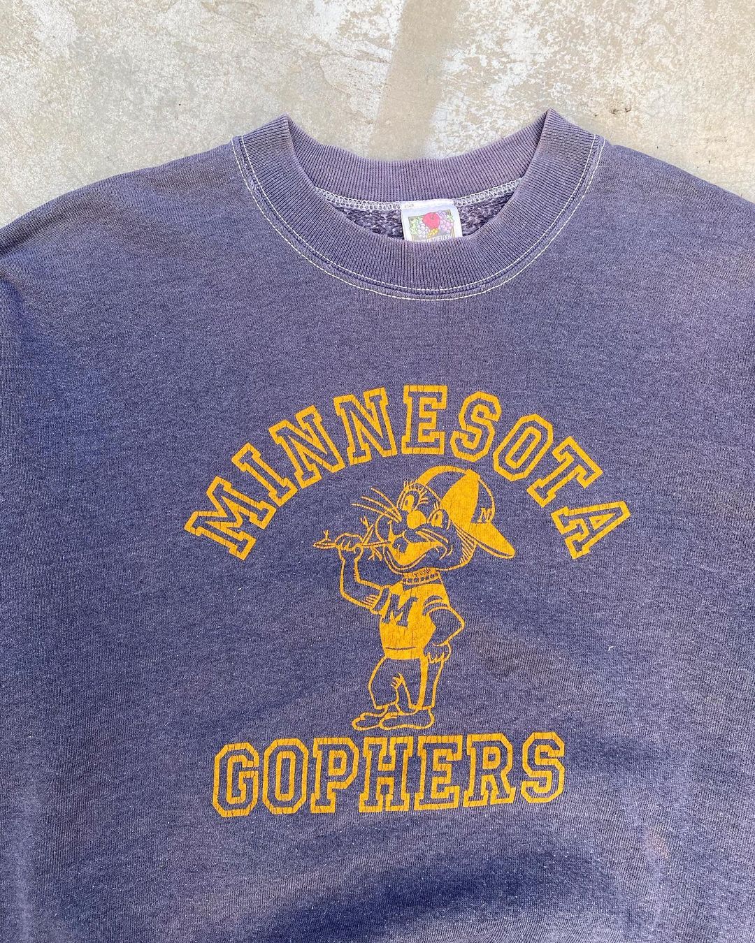 1990S ‘MINNESOTA GOPHERS’ 50/50 SWEATSHIRT (M/L)