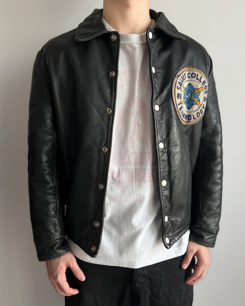 1980S 'SAULT COLLEGE TECHNOLOGY' LEATHER JACKET (S-L)