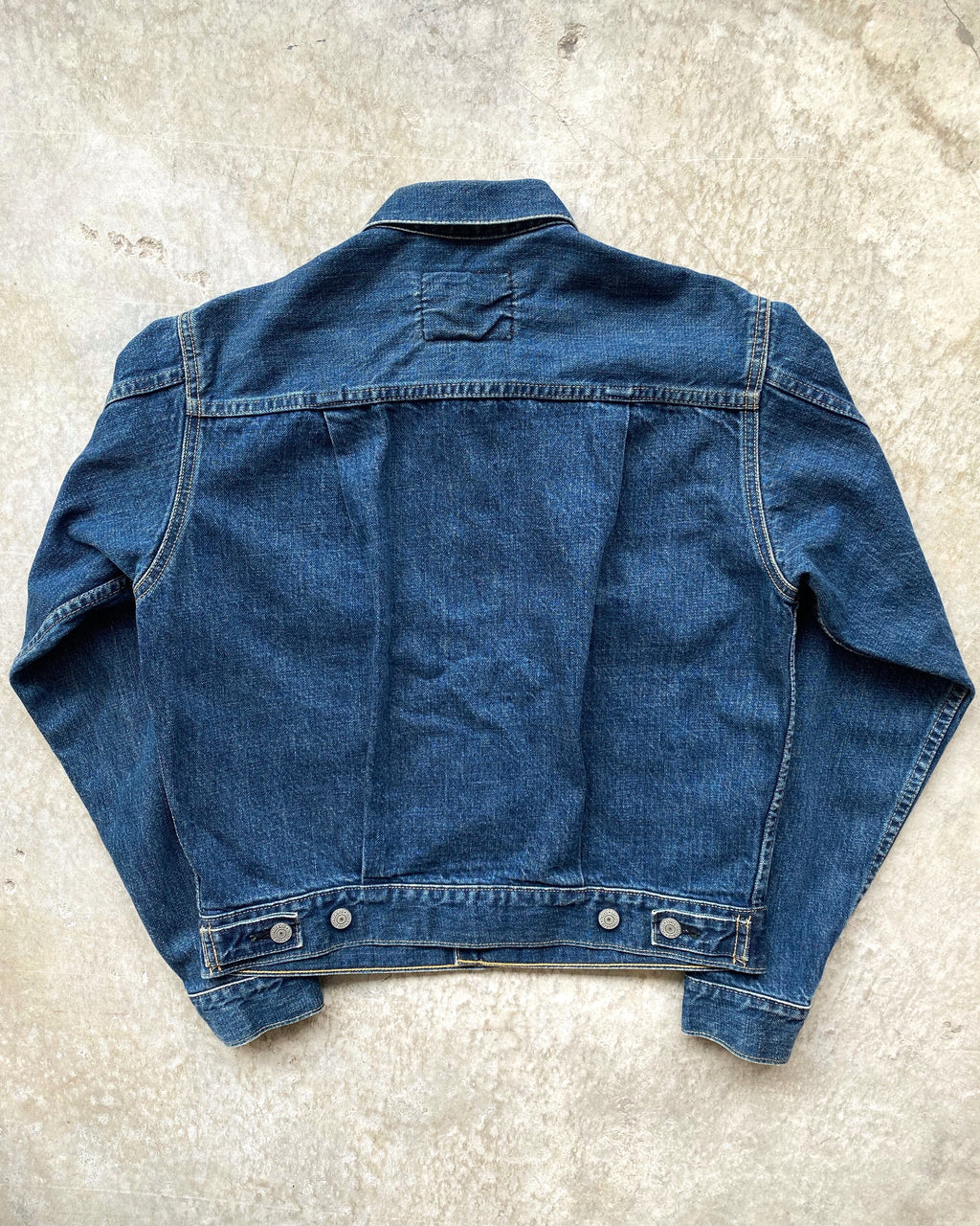 1990S MEDIUM WASHED LEVI'S BIG E TYPE II DENIM JACKET