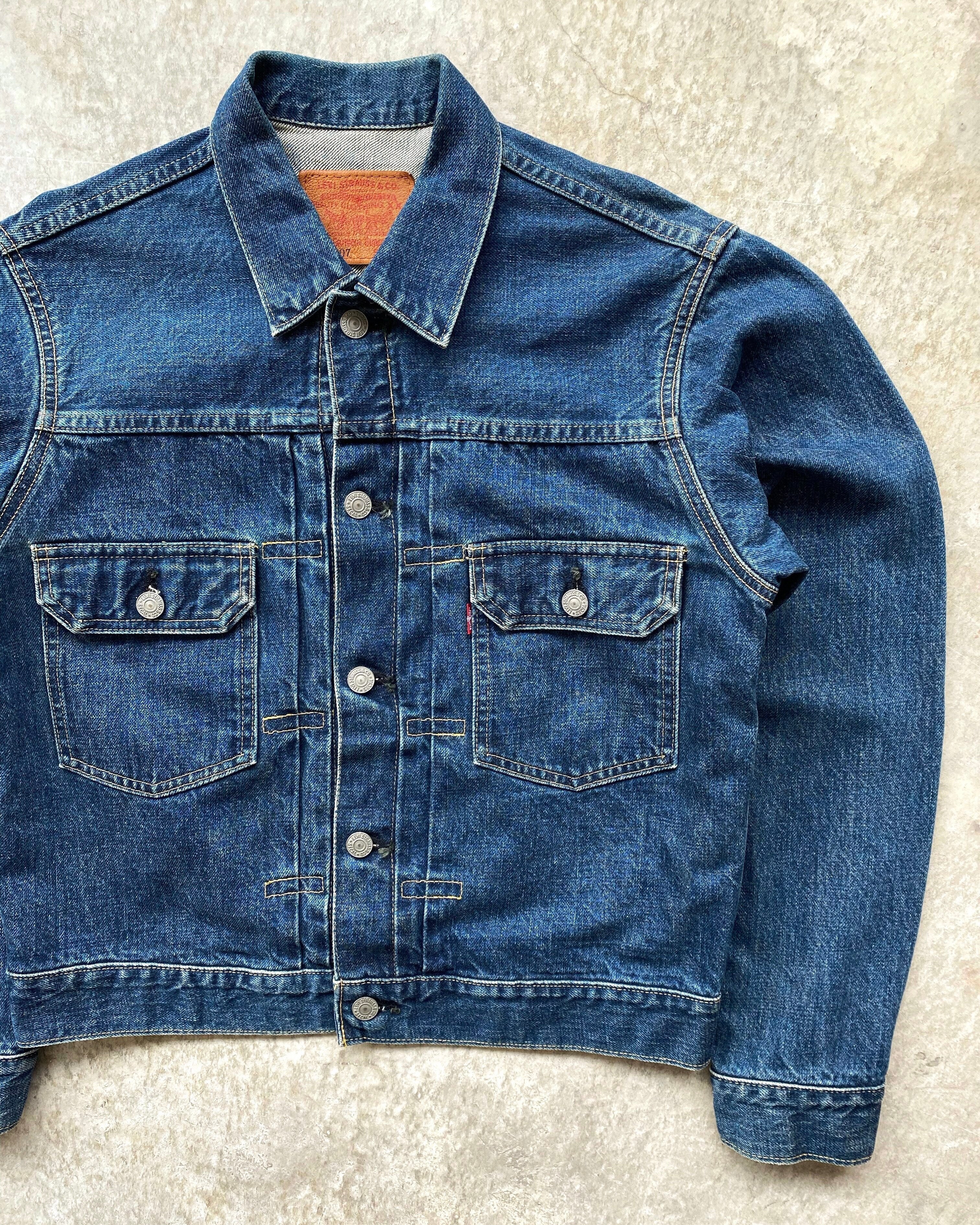1990S MEDIUM WASHED LEVI'S BIG E TYPE II DENIM JACKET