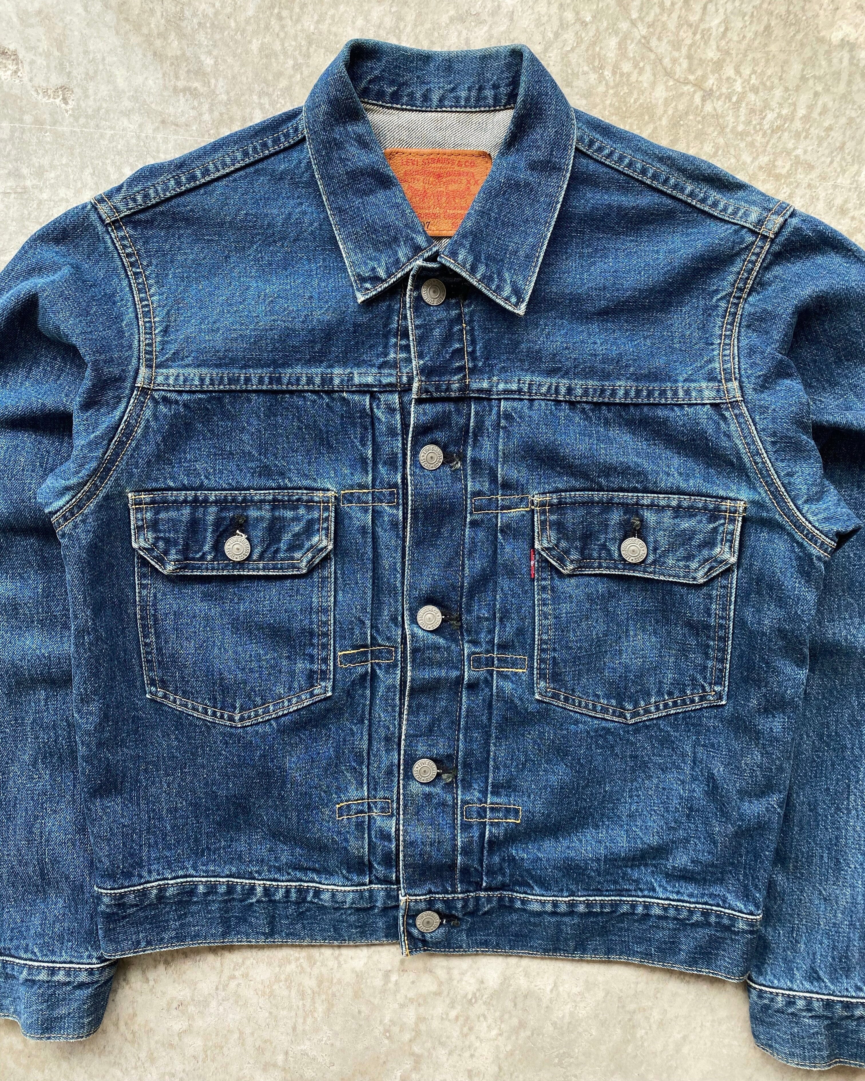 1990S MEDIUM WASHED LEVI'S BIG E TYPE II DENIM JACKET