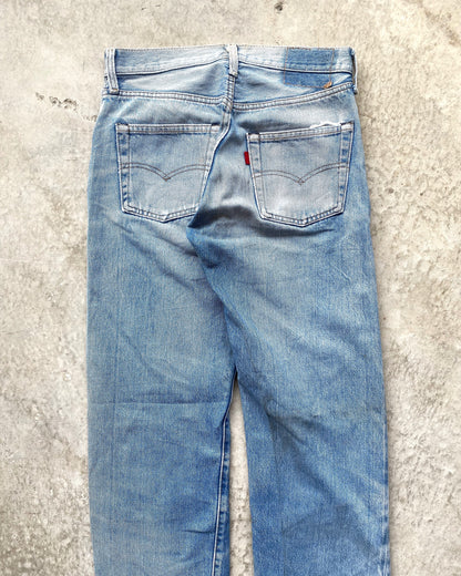 1980S FADED BLUE LEVI'S 501 REDLINE SELVEDGE REPAIRED JEANS (27X32)