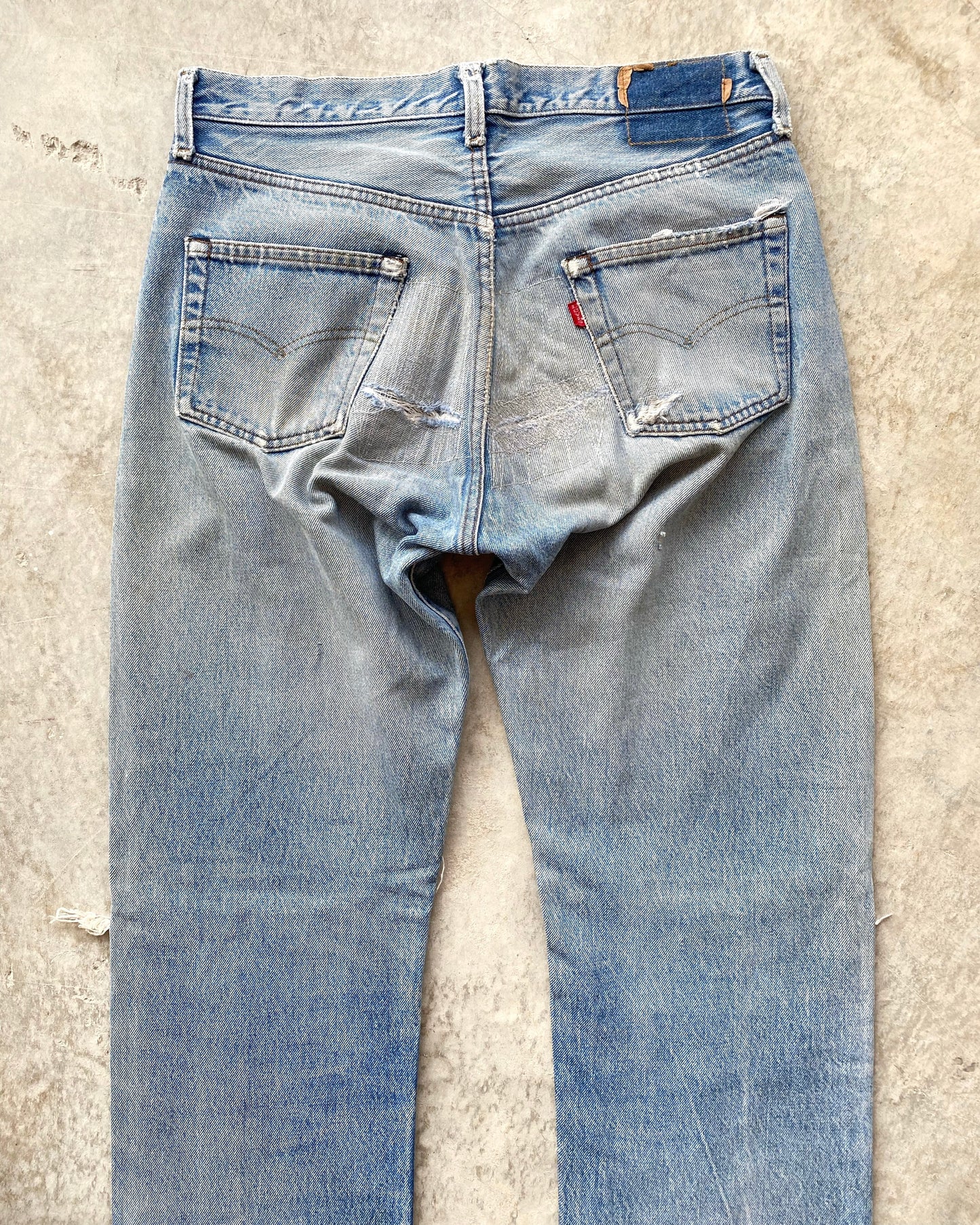 1980S FADED LEVI'S 501 REDLINE SELVEDGE DISTRESSED JEANS (32X34)