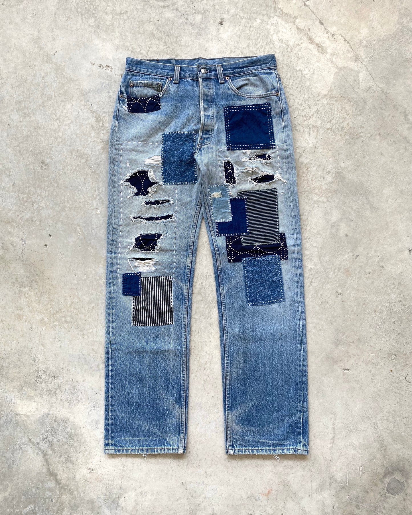 1980S FADED BLUE SASHIKO PATCHED LEVI'S 501 JEANS (34X34)