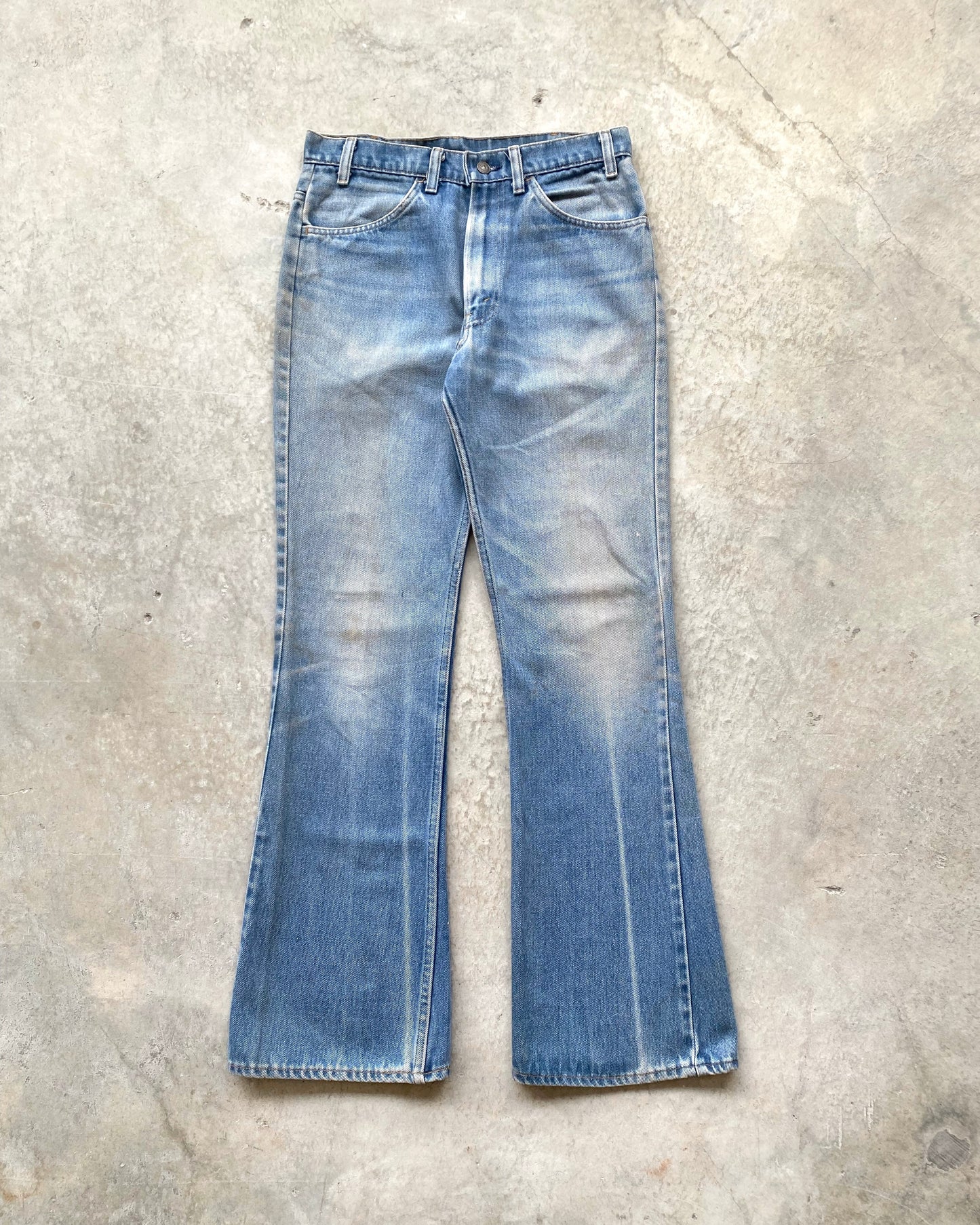 1970S FADED BLUE LEVI'S 646 FLARED JEANS (31X32)