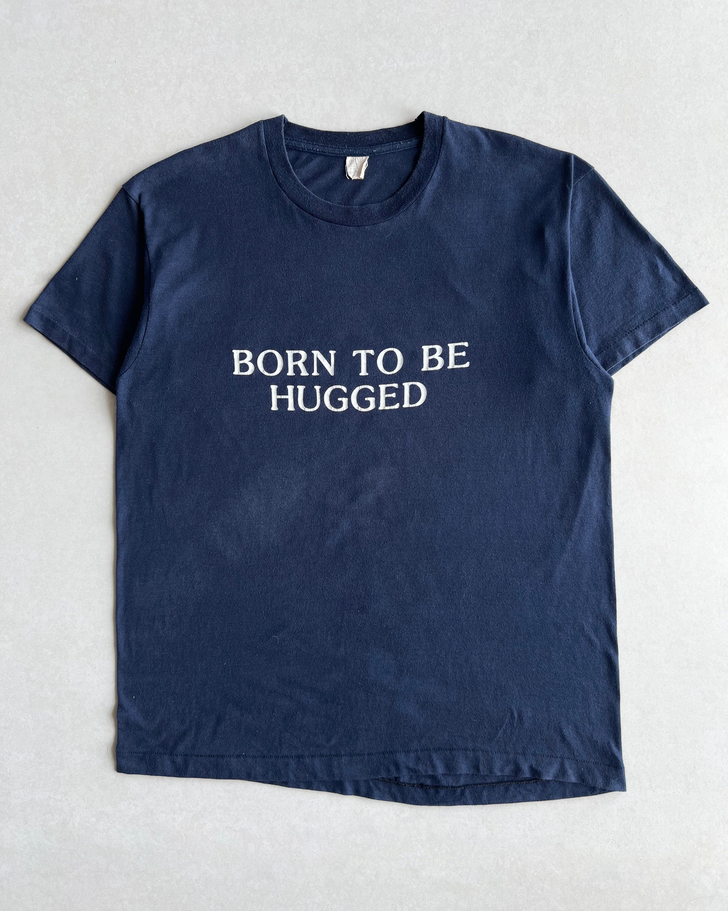 1980S 'BORN TO BE HUGGED' SINGLE STITCH TEE (L)