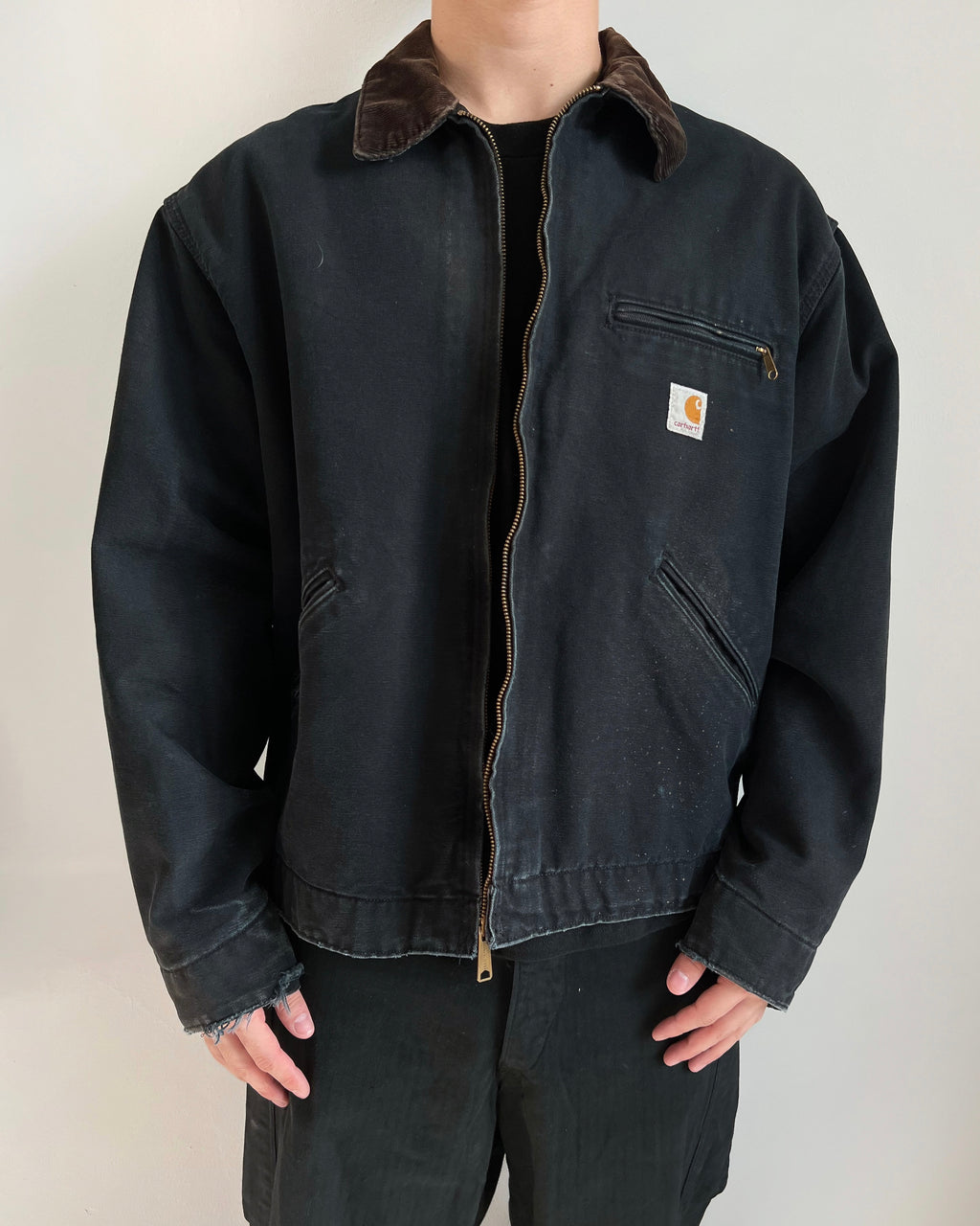 1990S FADED BLACK CARHARTT DETROIT WORK JACKET (XL)