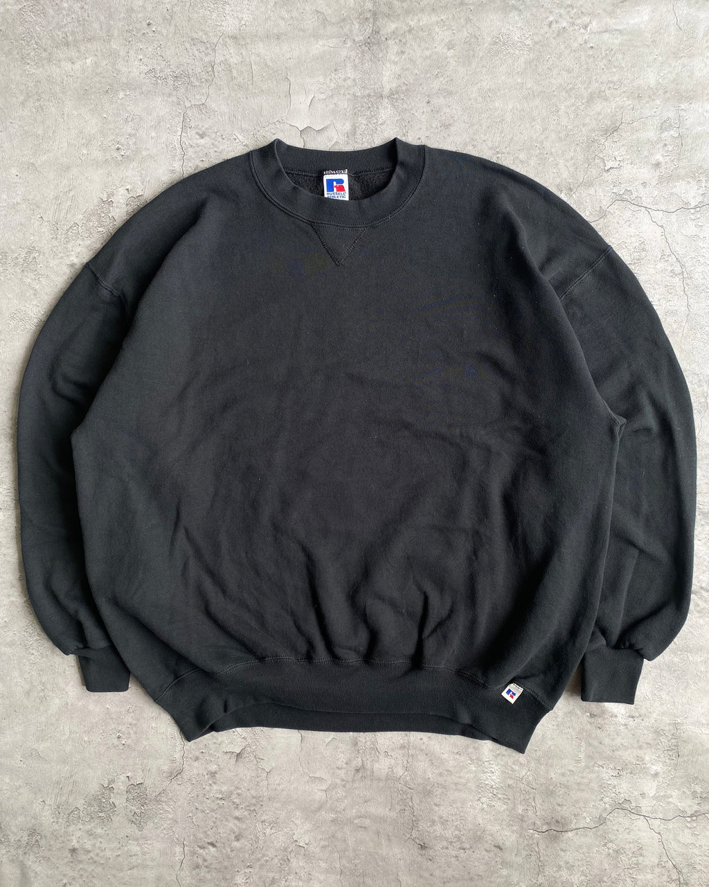 1990S RUSSELL BLACK BLANK CREWNECK SWEATSHIRT (L-XXL)