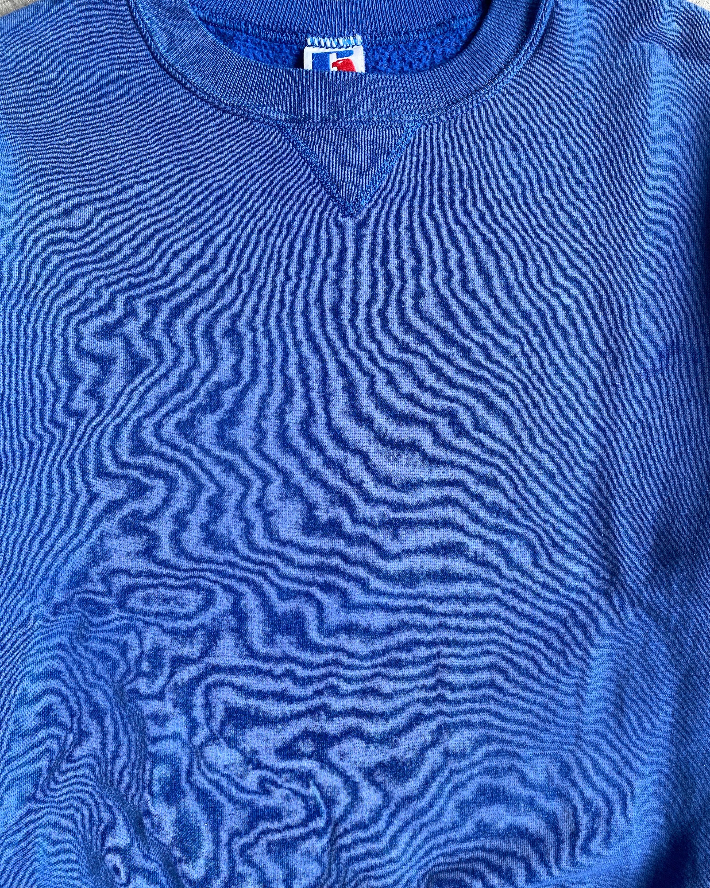 1990S RUSSELL FADED BLUE BLANK CREWNECK SWEATSHIRT (M/L)