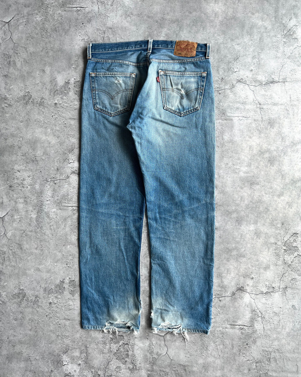 1990S FADED WASHED LEVI'S 501 DISTRESSED JEANS (36X36)
