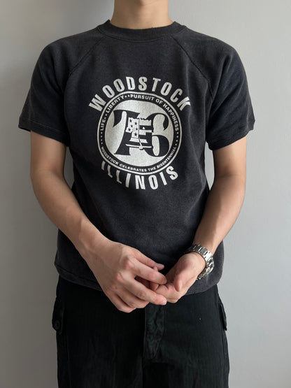 1980S 'WOODSTOCK ILLIONOIS' SHORTSLEEVES RAGLAN SWEATSHIRT (M)