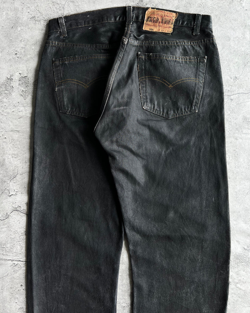 1990S WAXED BLACK LEVI'S 501 JEANS (33X32)