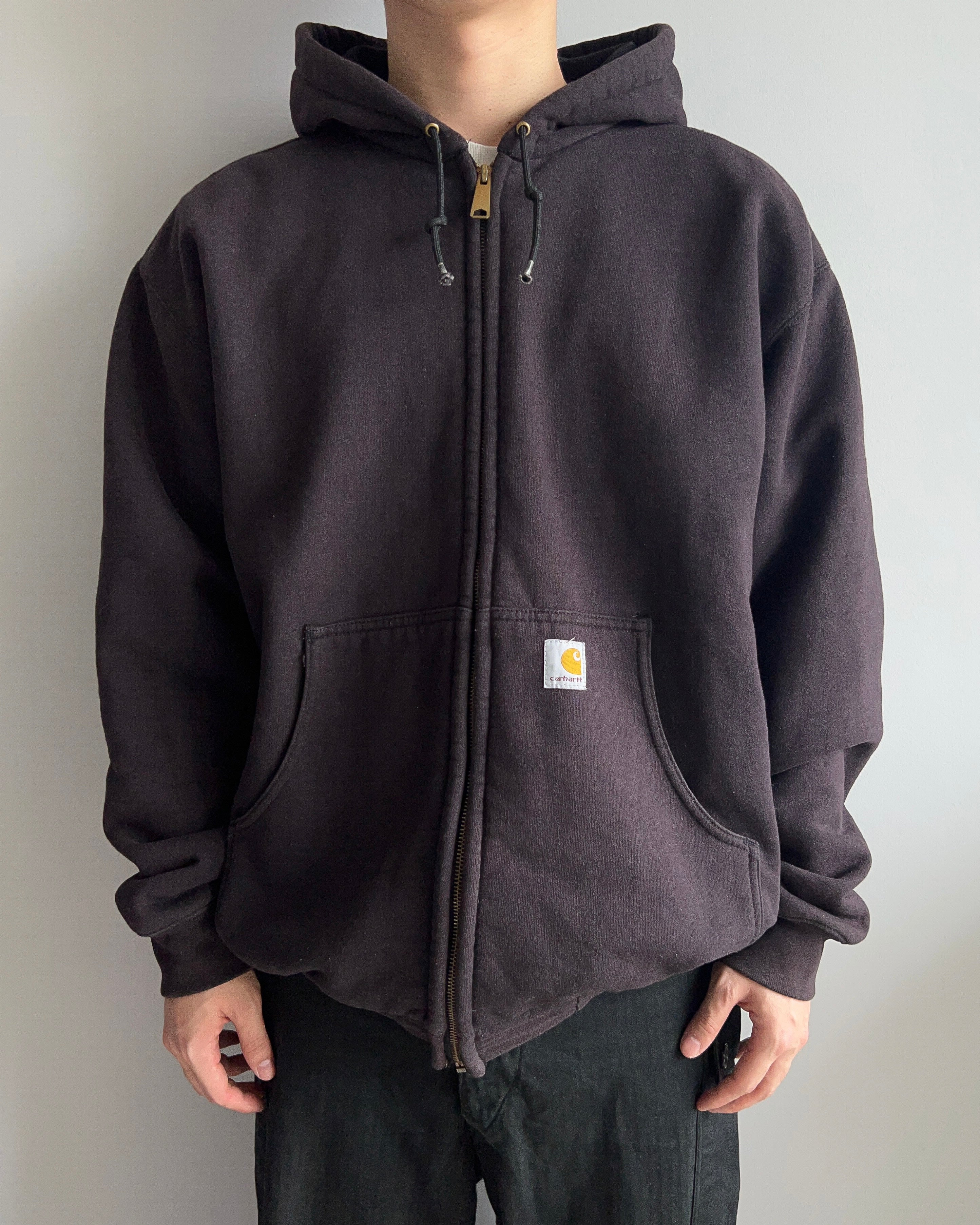 1990S FADED BLACK CARHARTT HEAVYWEIGHT LOGO ZIP-UP HOODIE (XL)