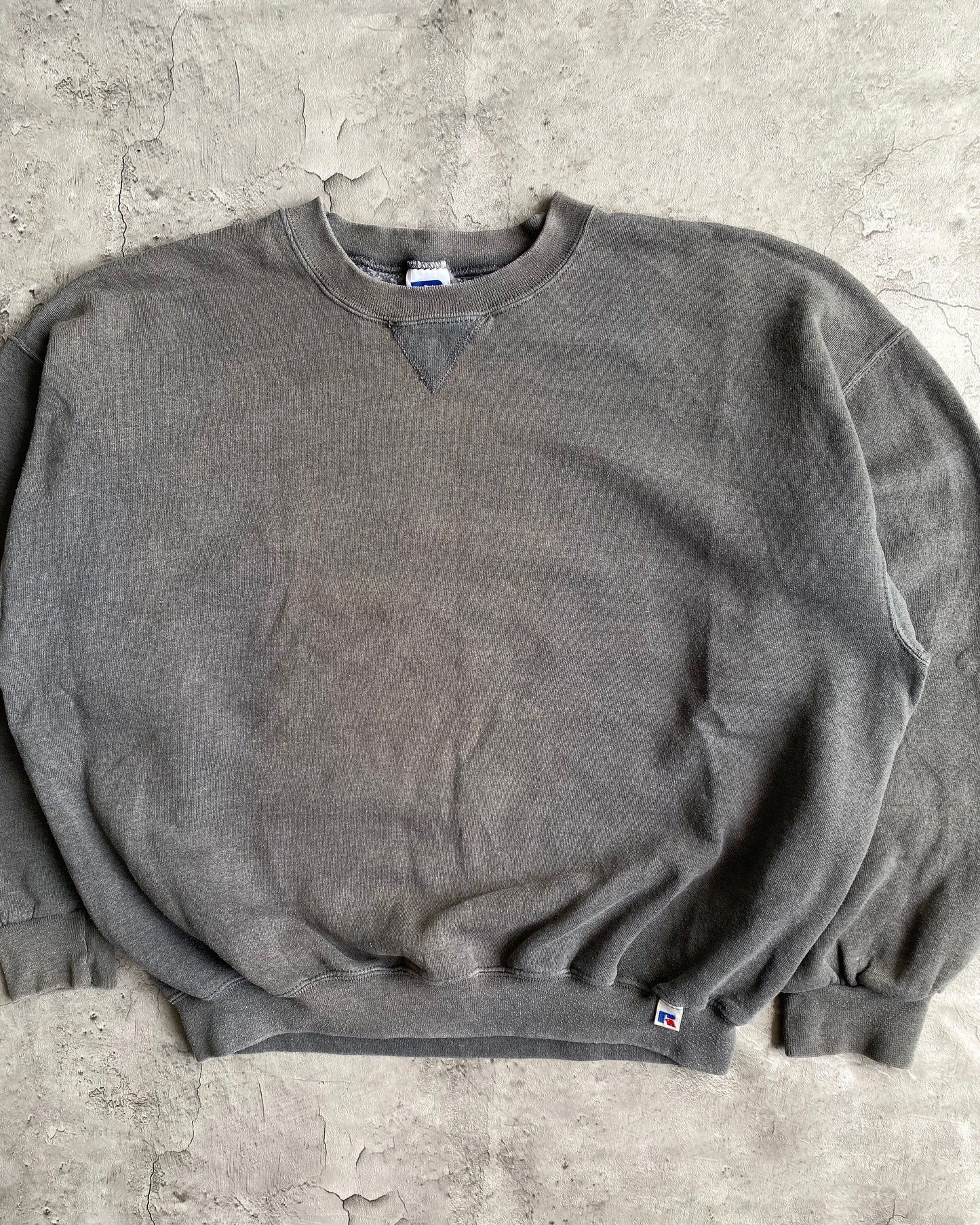 1990S RUSSELL FADED GREY BLANK CREWNECK SWEATSHIRT (M-XL)