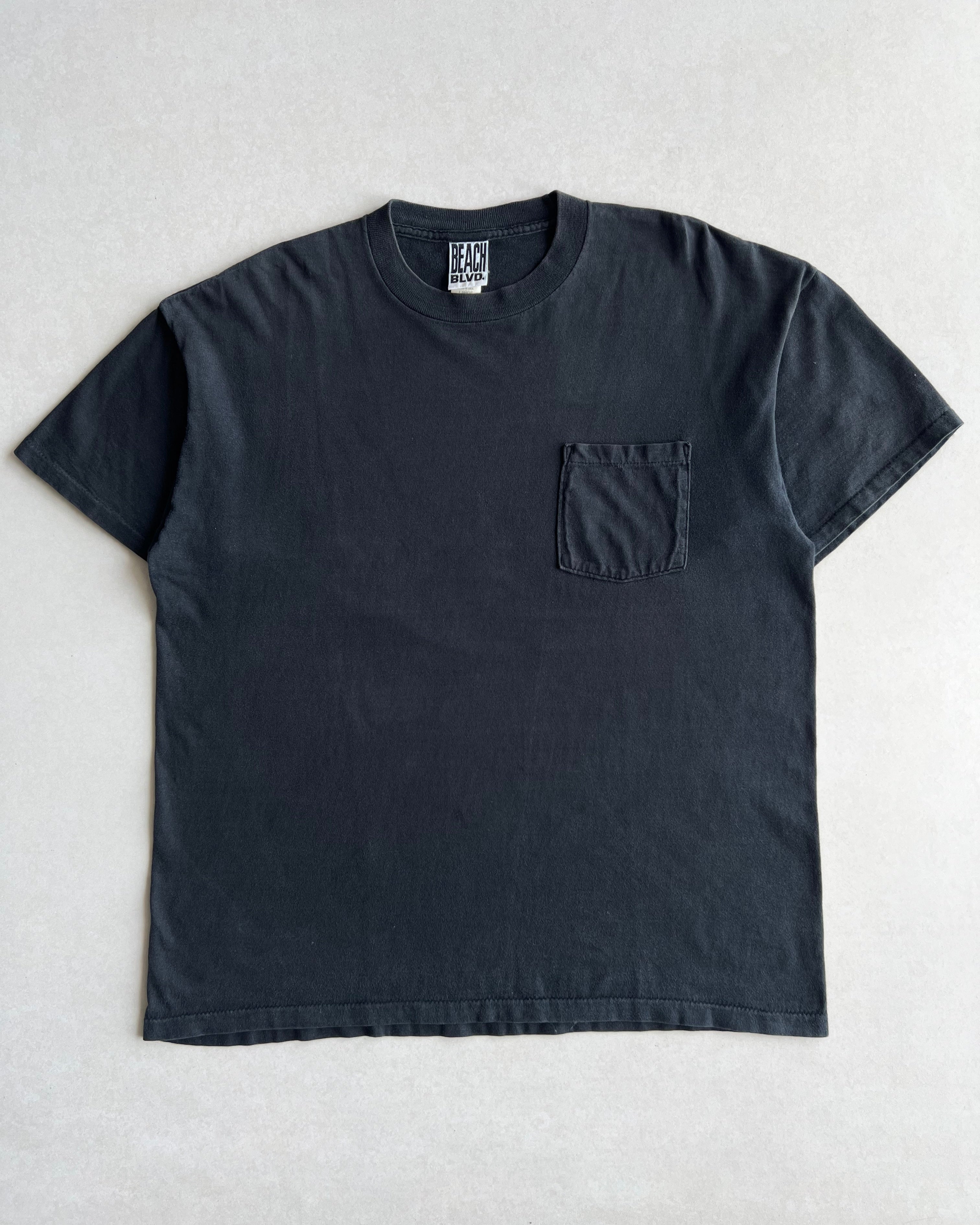 1990S BLACK BLANK SINGLE STITCH POCKET TEE (L)