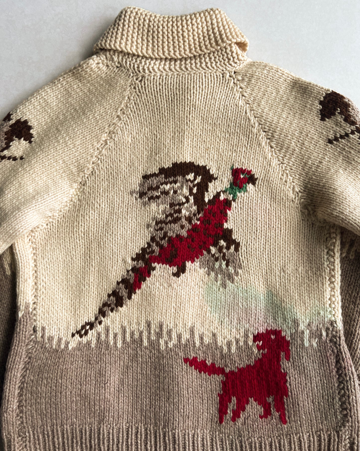 1950S HUNTING COWICHAN KNITTED SWEATER (M/L)