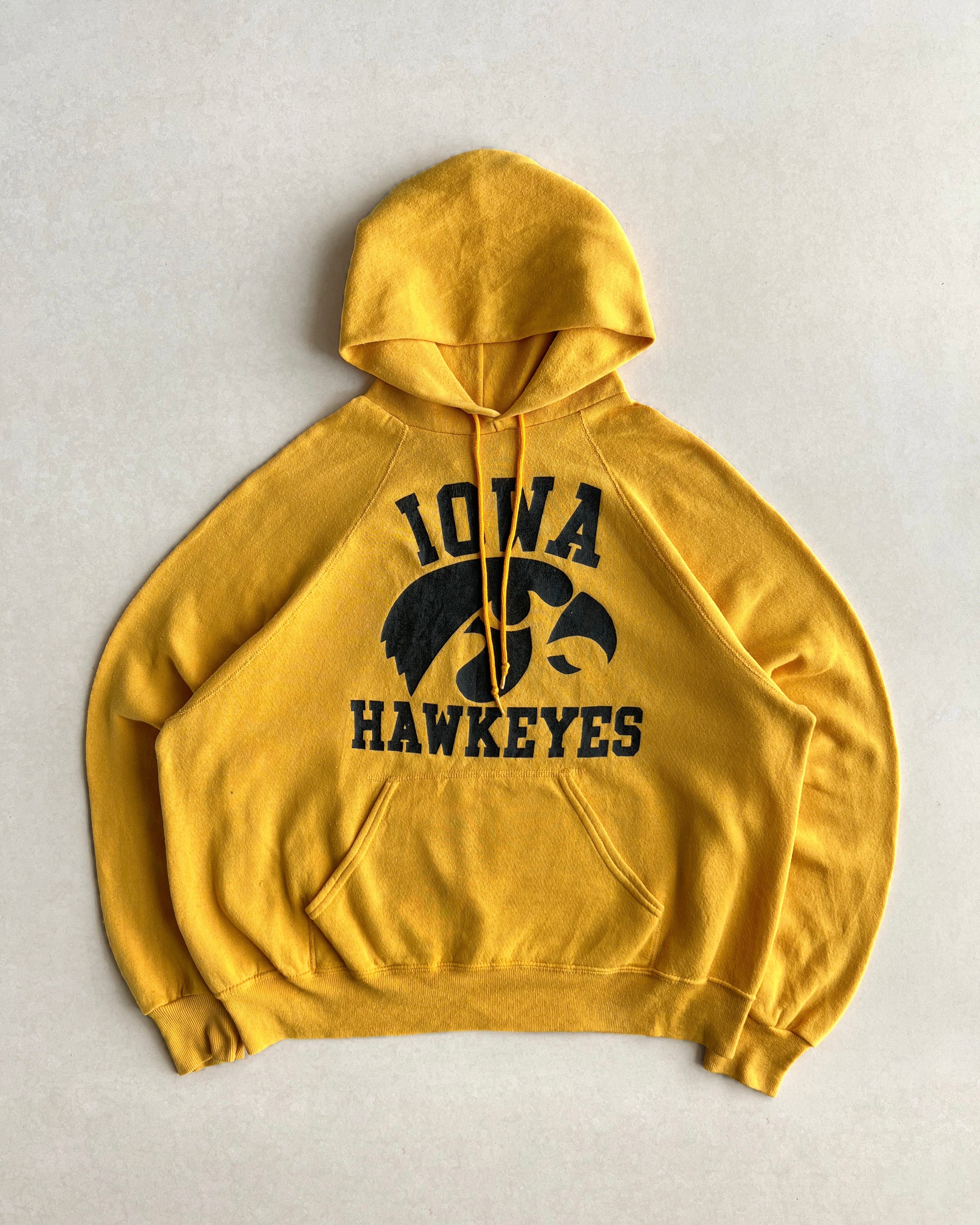 1980S YELLOW 'IOWA HAWKEYES' RAGLAN HOODIE (L)