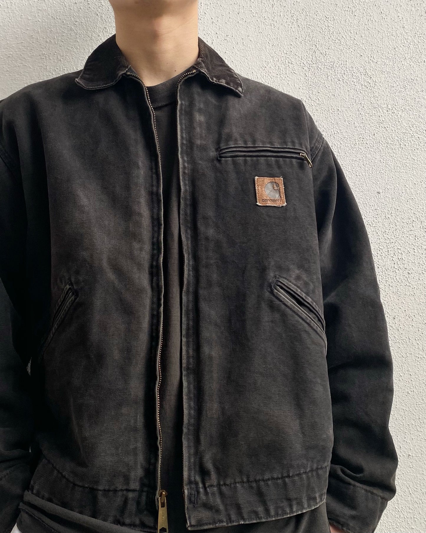 1980S FADED BLACK CARHARTT DETROIT JACKET (L/XL)