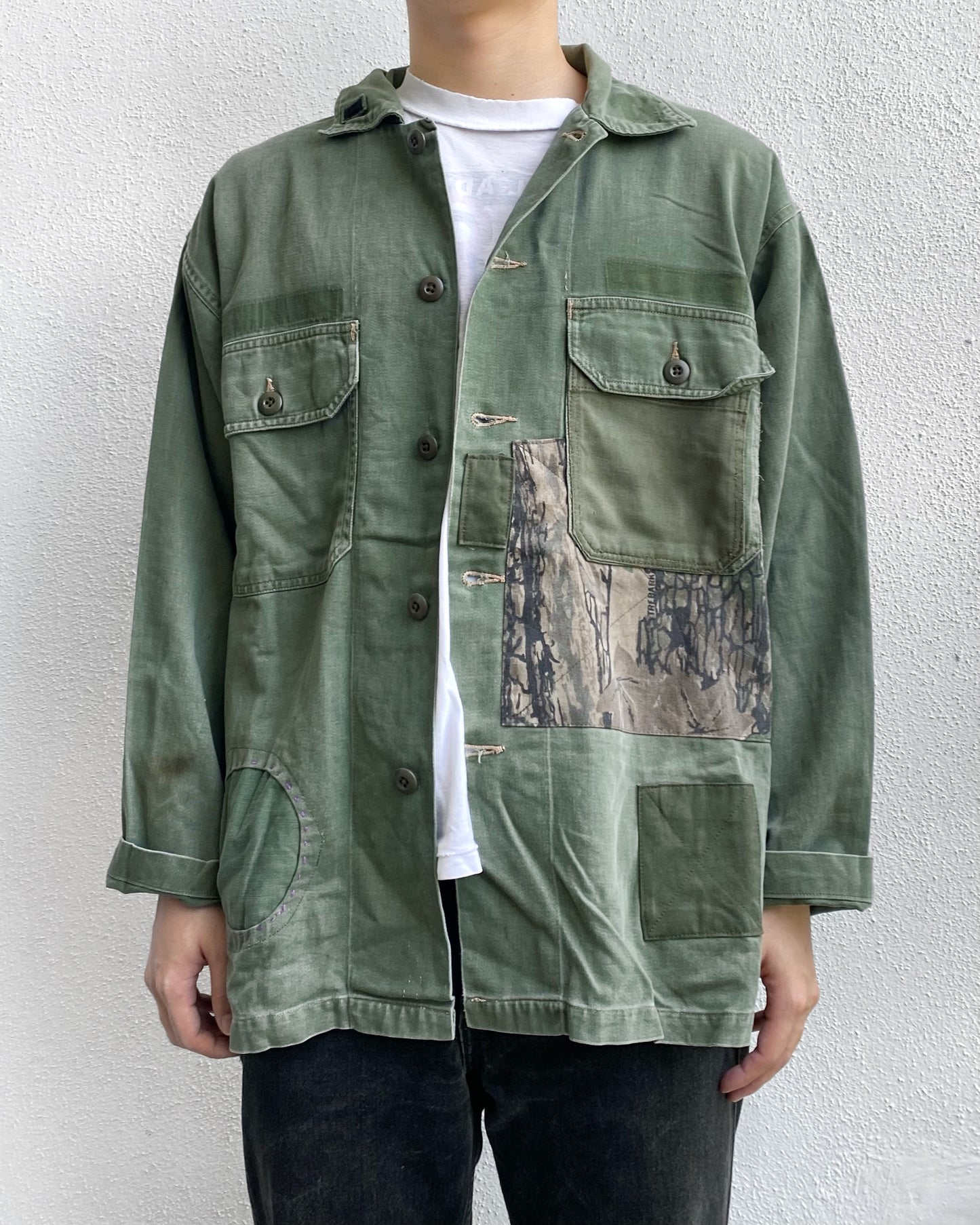 1960S PATCHED/REPAIRED OG-107 US ARMY SHIRT (L-XXL)