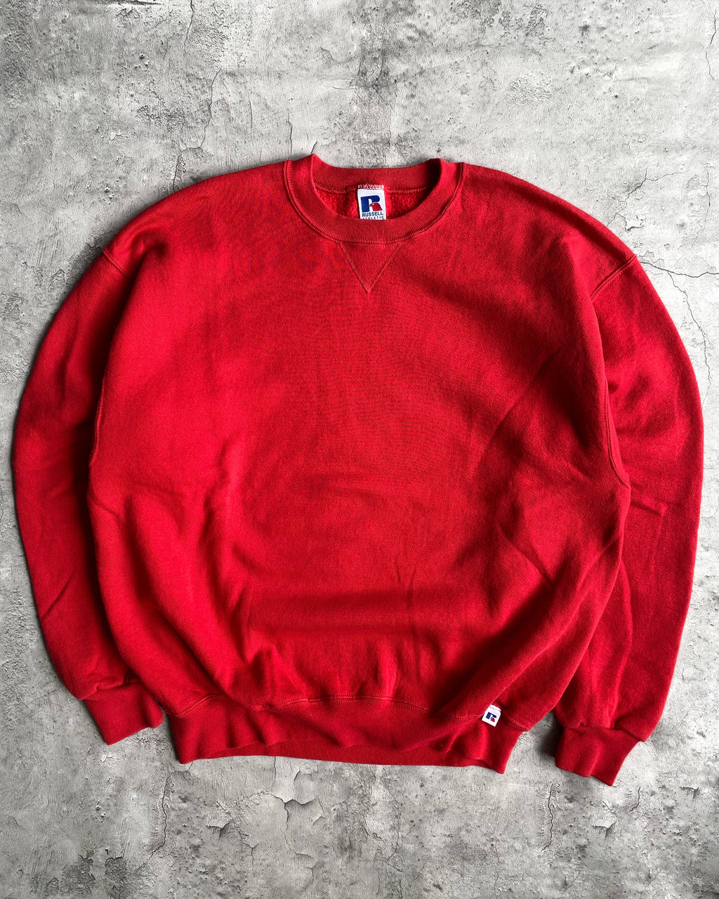 1990S RUSSELL BLANK RED CREWNECK SWEATSHIRT (M-XL)