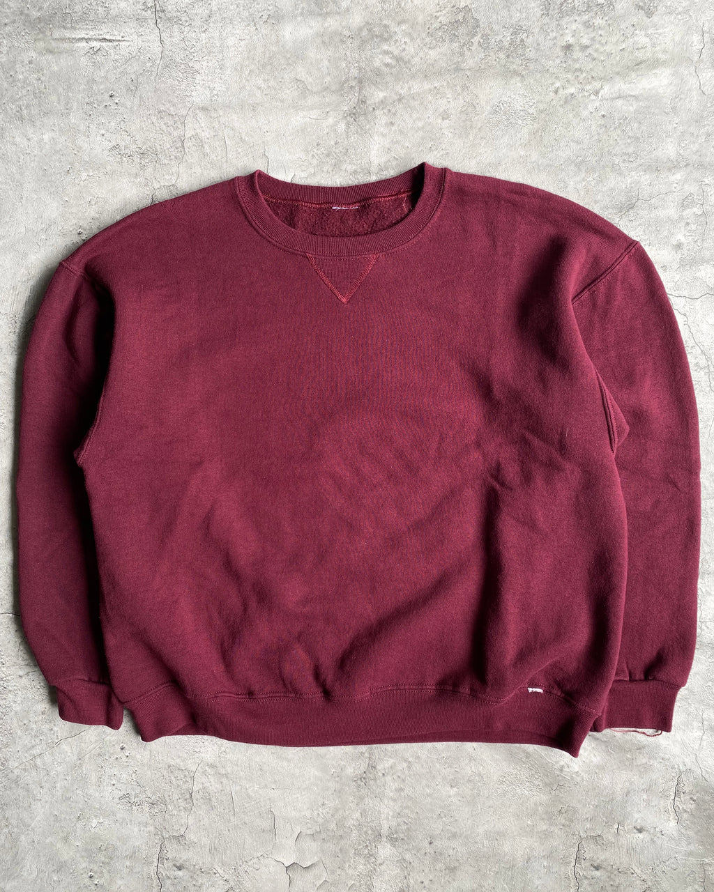 1990S RUSSELL BLANK MAROON CREWNECK SWEATSHIRT (M/L)