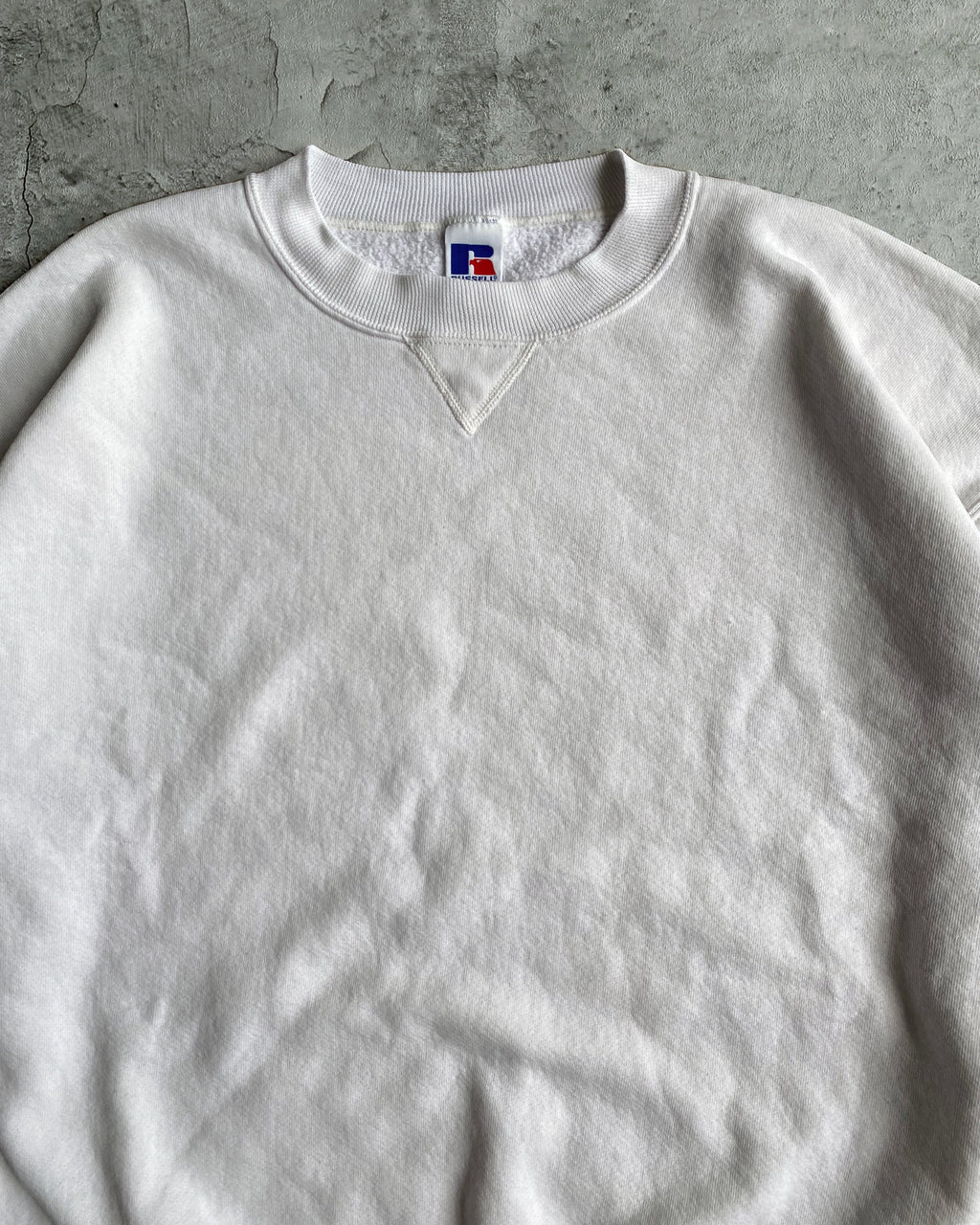 1990S RUSSELL WHITE BLANK CREWNECK SWEATSHIRT (XL)
