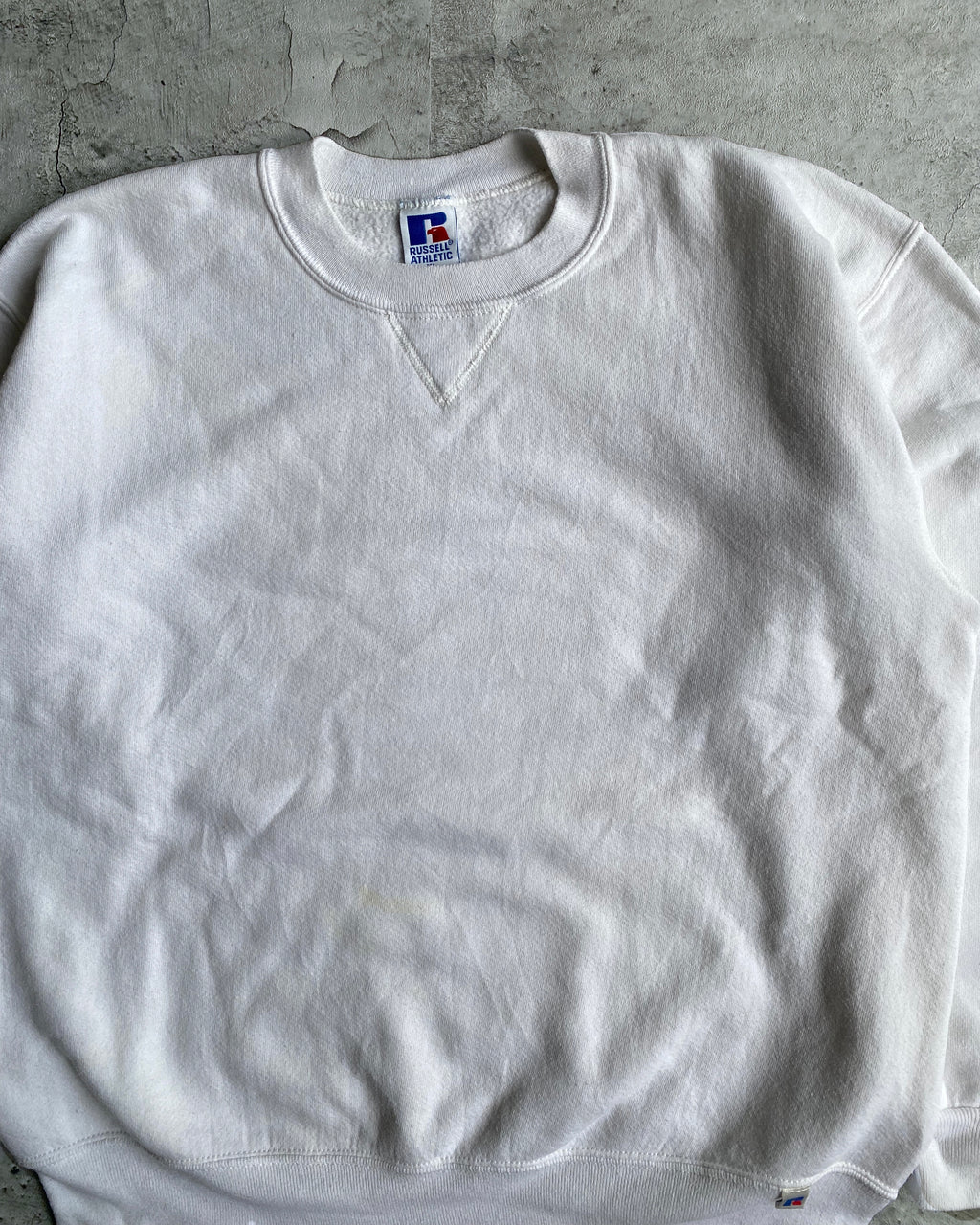 1990S RUSSELL WHITE BLANK CREWNECK SWEATSHIRT (S-L)
